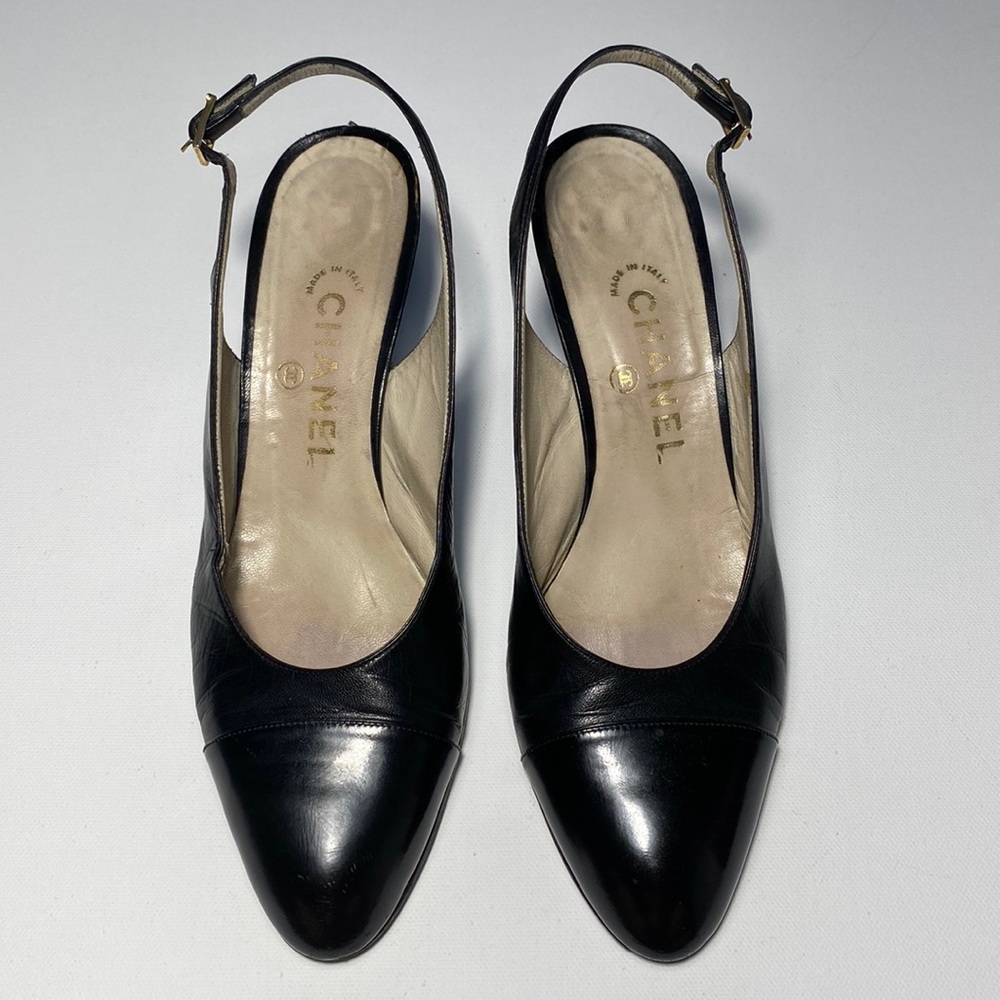 Vtg Classic Black Chanel Leather Slingbacks Heels